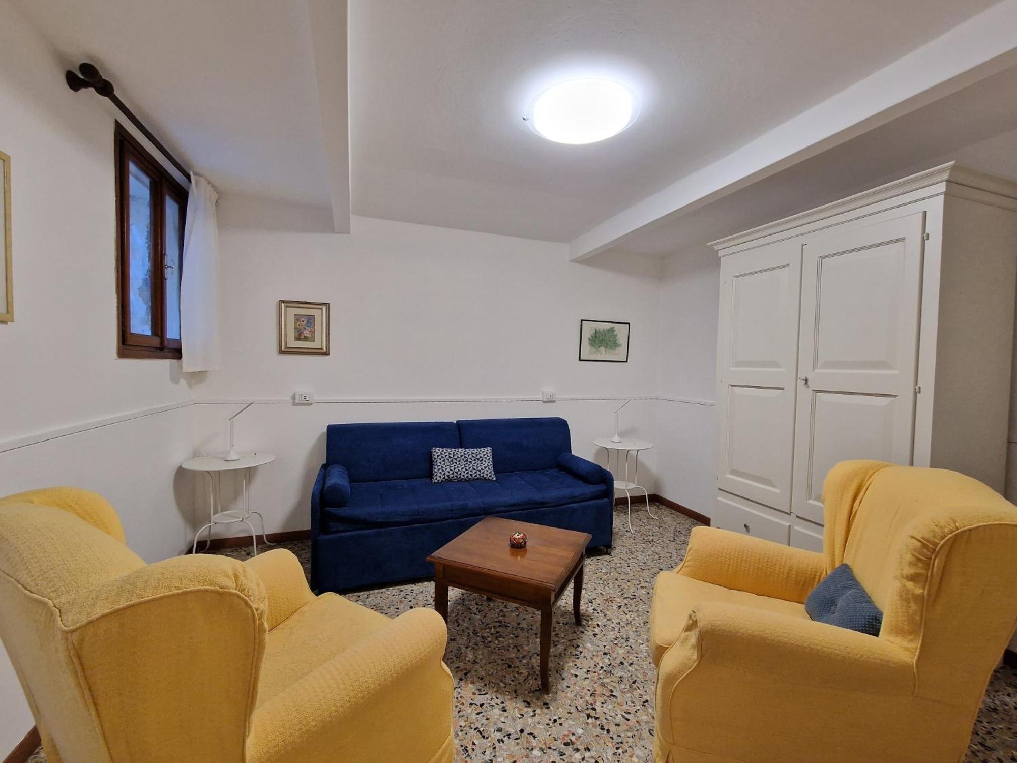 Veneziacentopercento La Forcola Apartment, Next To Rialto Bridge Luaran gambar