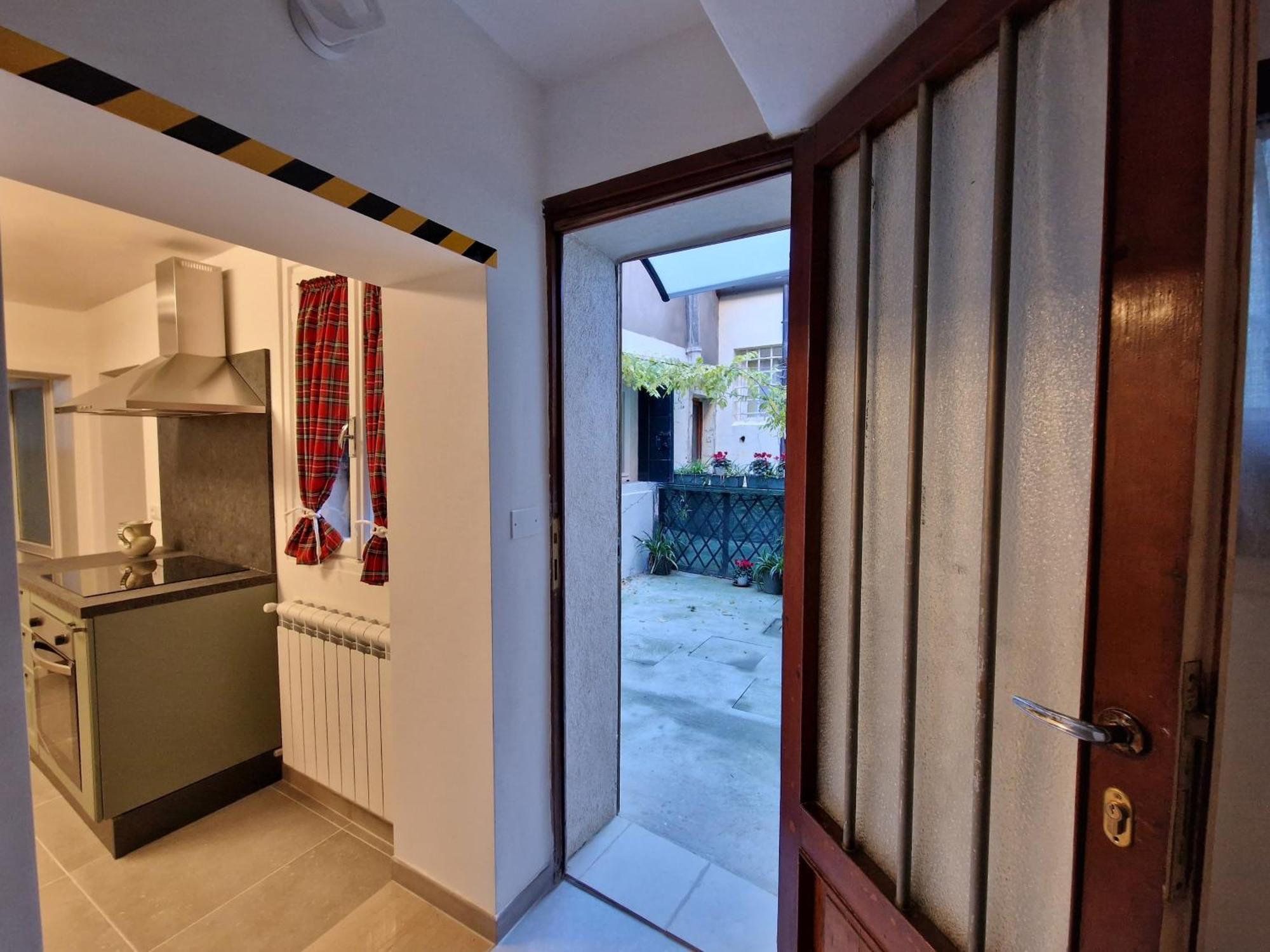 Veneziacentopercento La Forcola Apartment, Next To Rialto Bridge Luaran gambar