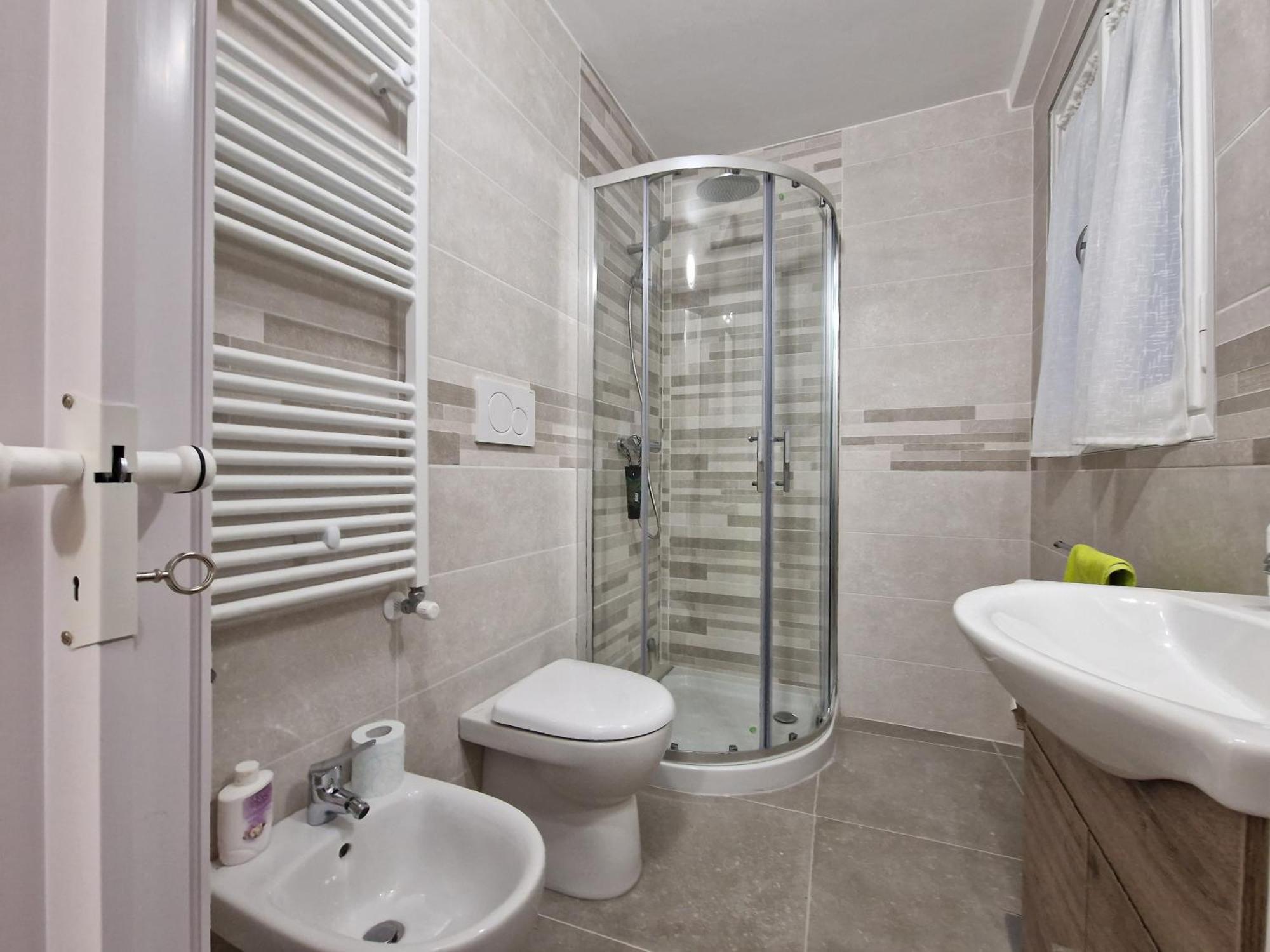 Veneziacentopercento La Forcola Apartment, Next To Rialto Bridge Luaran gambar