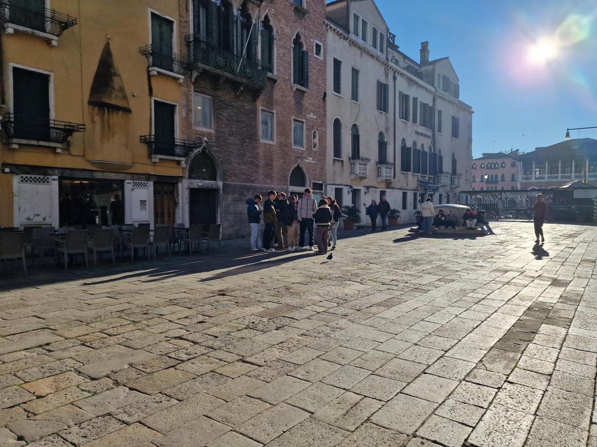 Veneziacentopercento La Forcola Apartment, Next To Rialto Bridge Luaran gambar