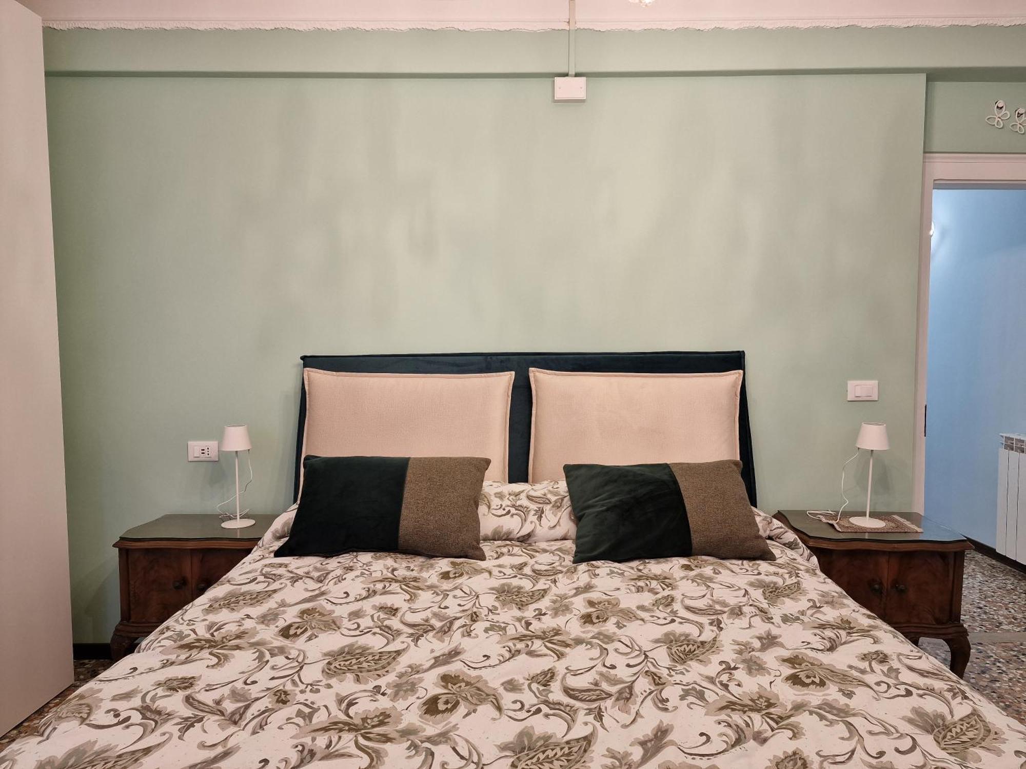 Veneziacentopercento La Forcola Apartment, Next To Rialto Bridge Luaran gambar